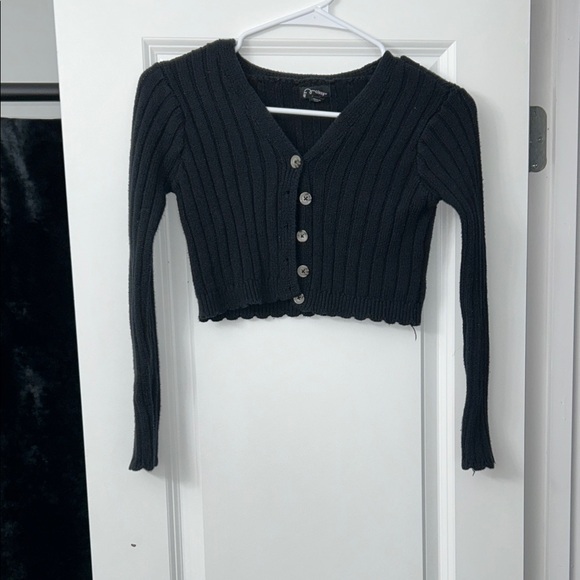 Art Class Black Ribbed Button-Up Top - Picture 2 of 5